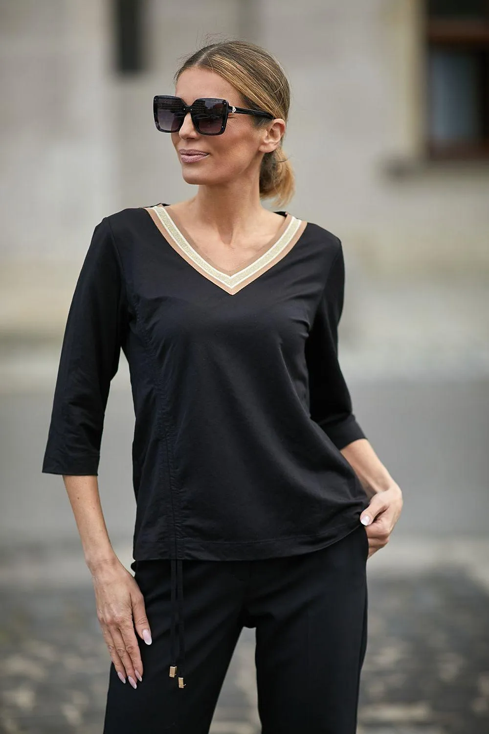 Elegant Aurora Knit Blouse with Stylish Welt Accents