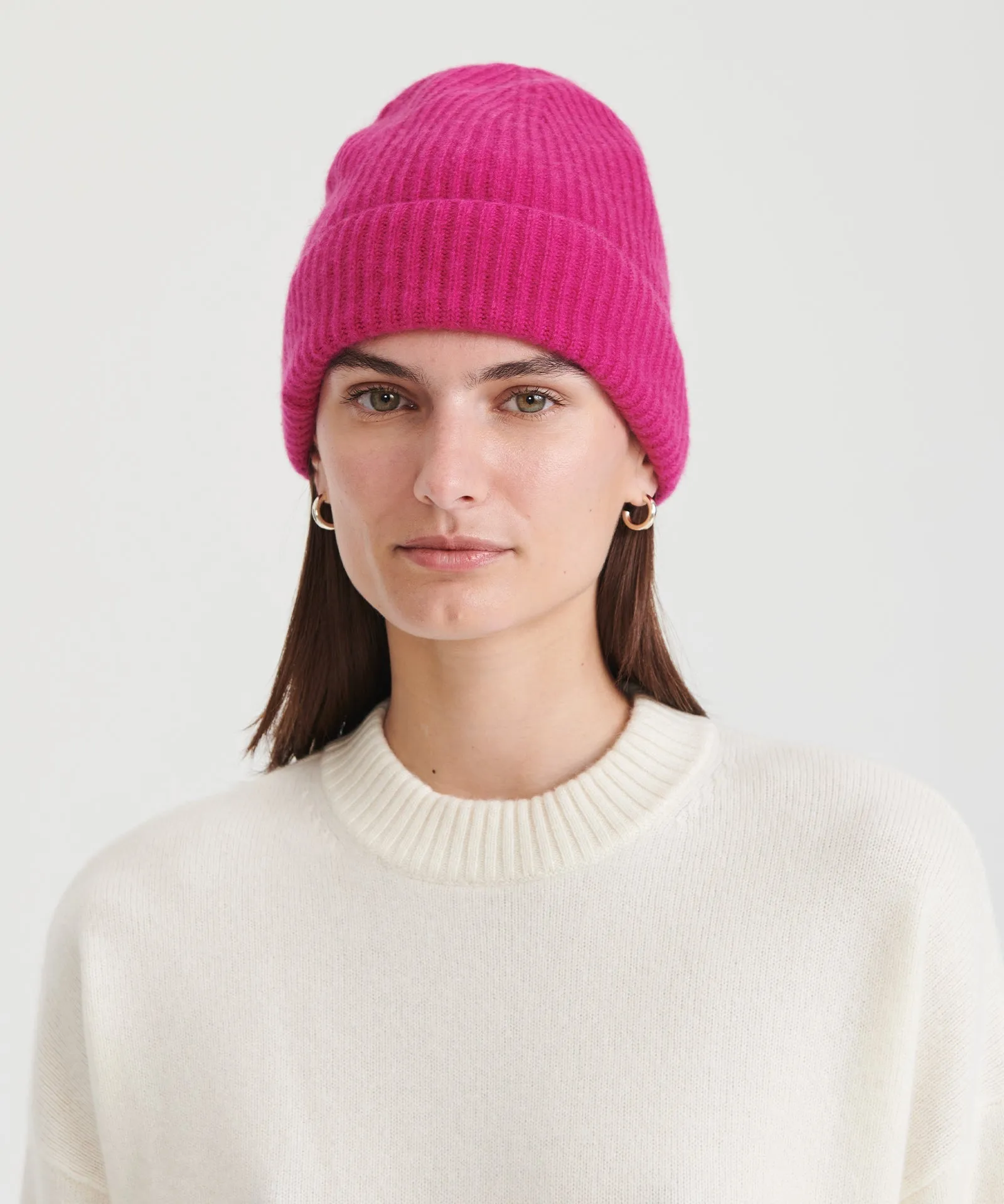 Signature Cashmere Ribbed Beanie