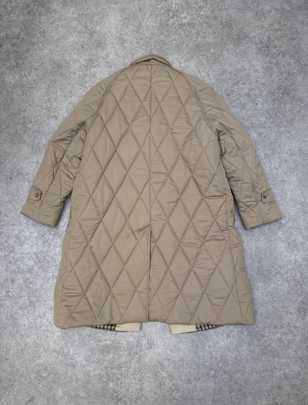 VT Rework : Aquascutum Quilted Reworked Tench Coat